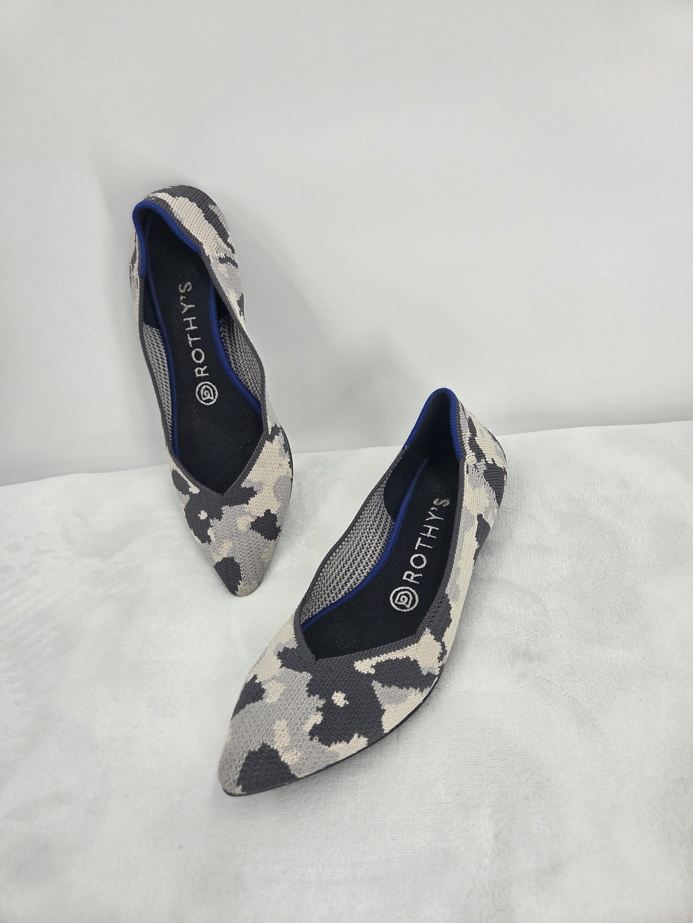 Rothy’s The Point Grey Camo Pointed Toe Knit Flats Women’s Size 8